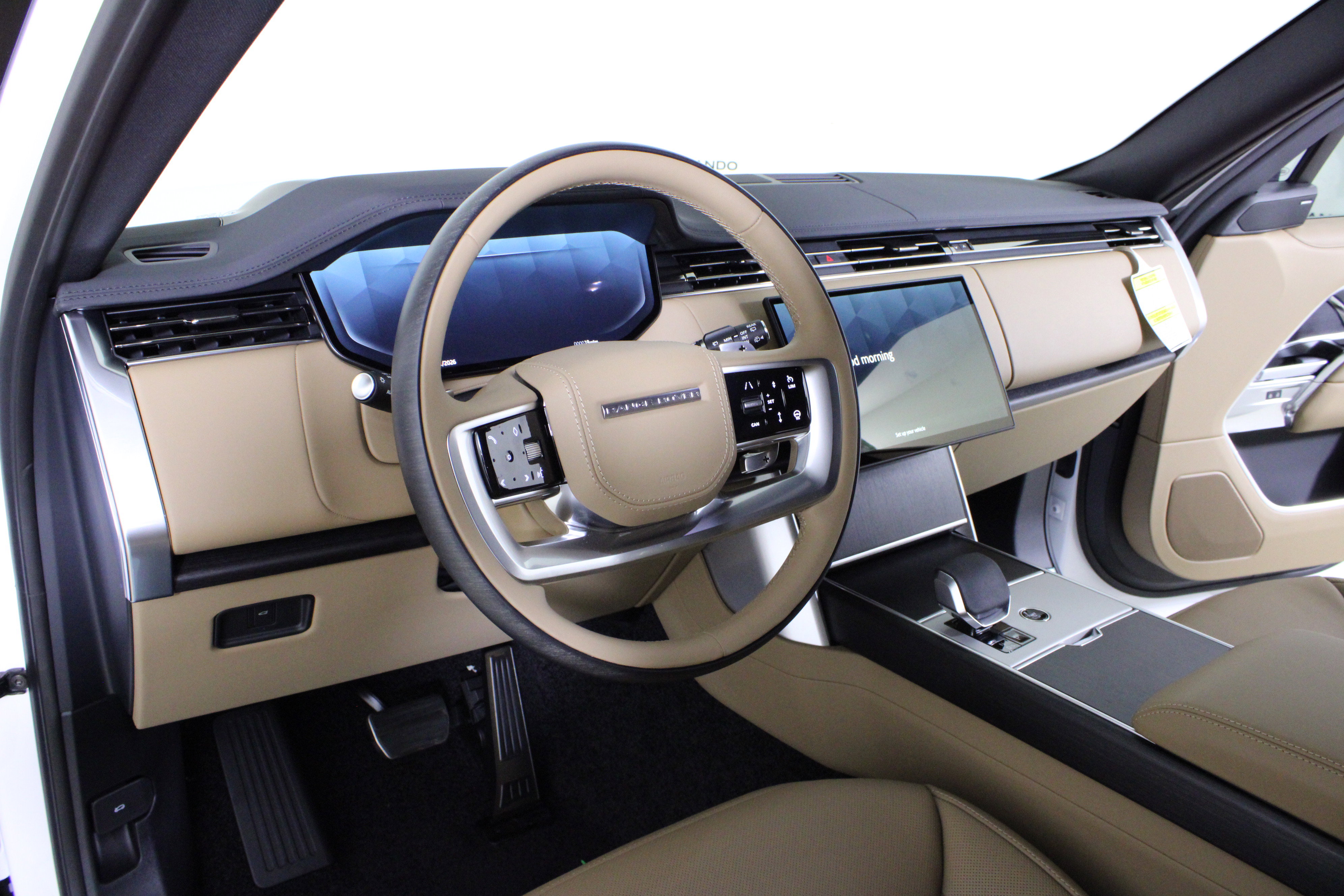 New 2026 Land Rover Range Rover SE image 16