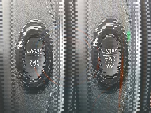 Used 2025 Ford Expedition Max Platinum image 25