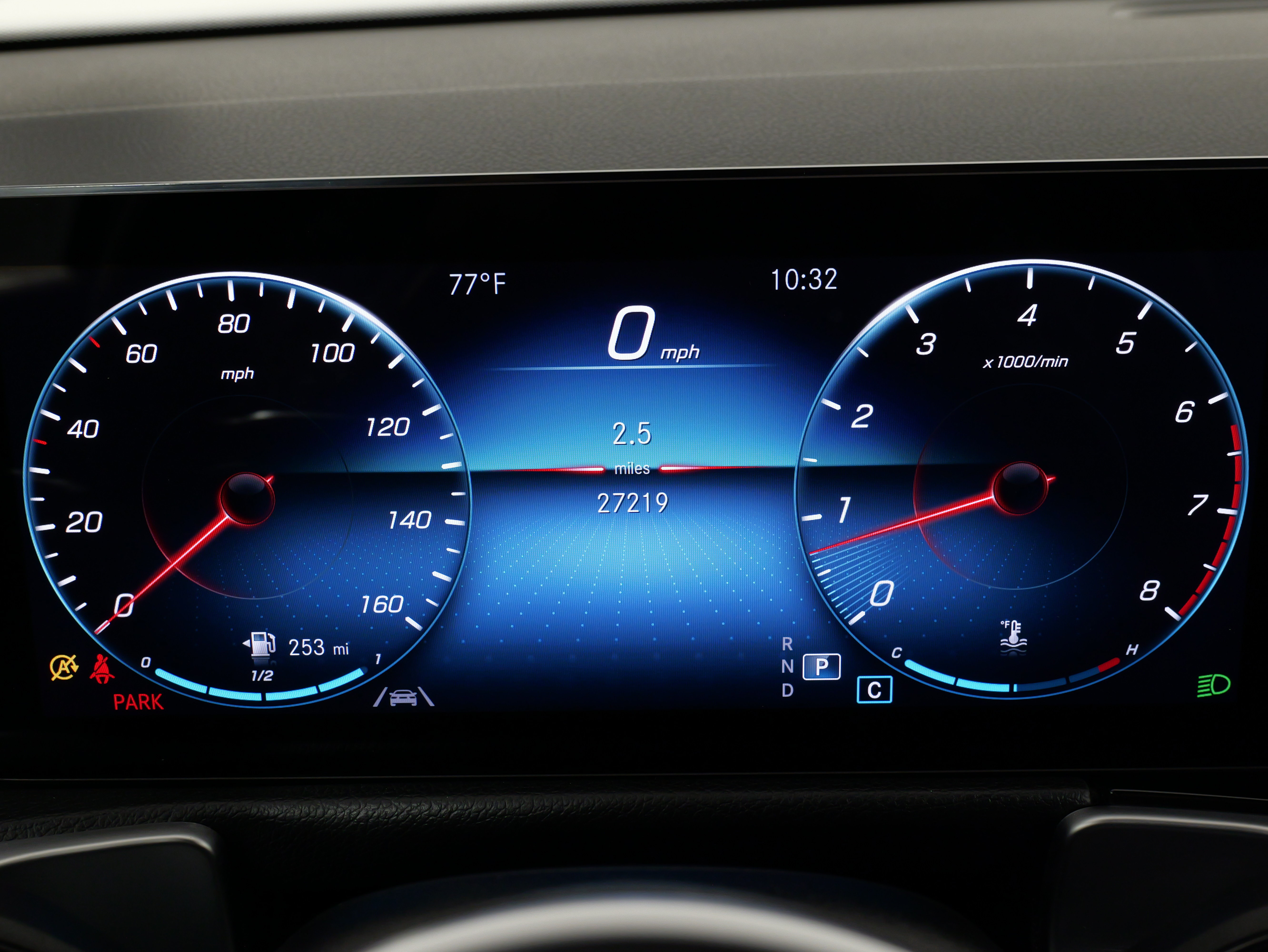 Used 2022 Mercedes-Benz GLB 250 4MATIC image 40