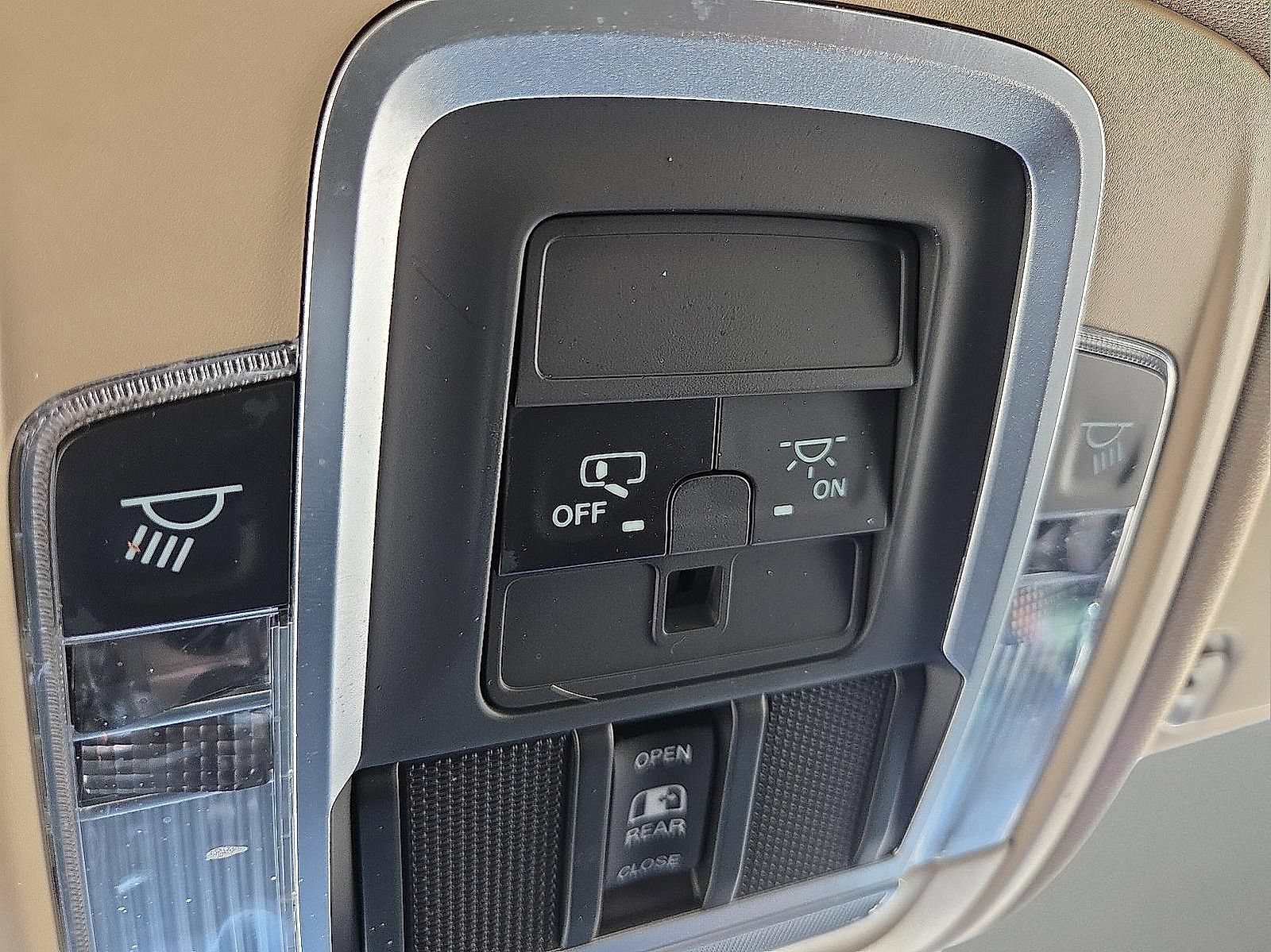 Used 2021 RAM 1500 Laramie AWD/4WD image 22