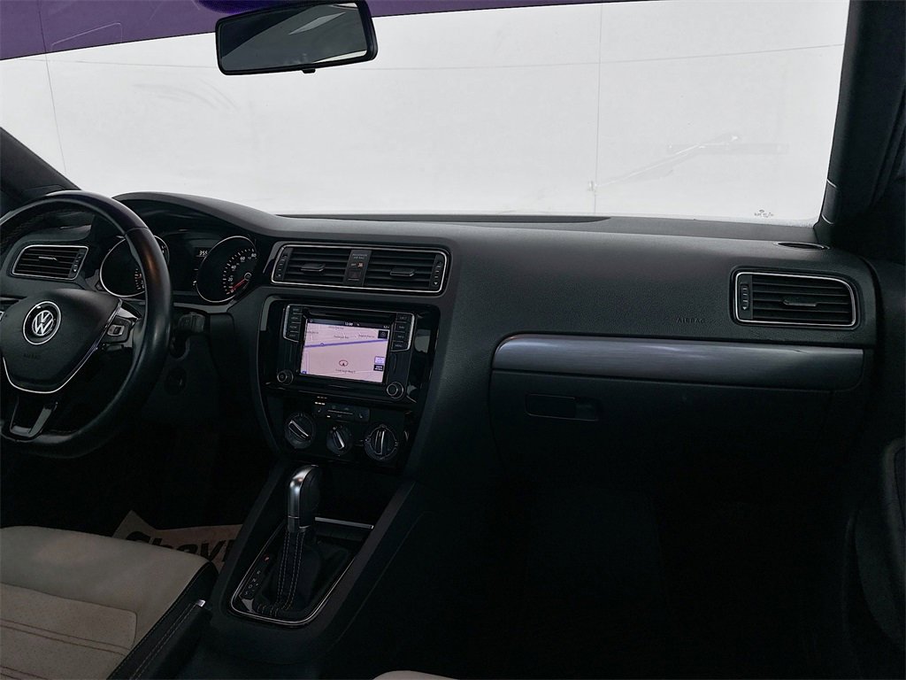 Used 2016 Volkswagen Jetta Sport image 23