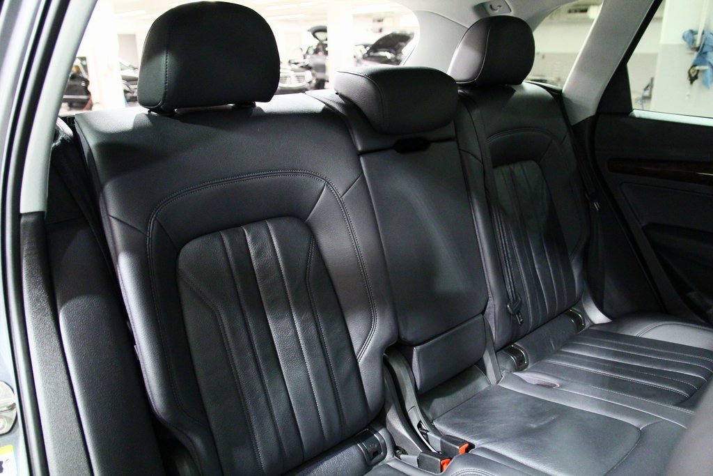 Used 2018 Audi Q5 2.0T Premium image 27