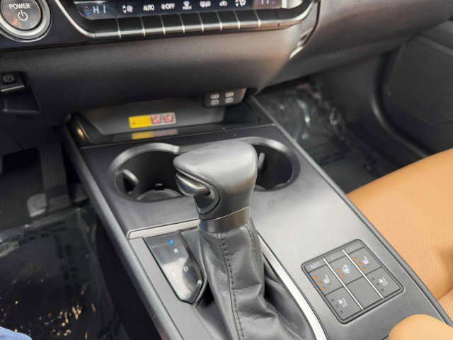 Used 2023 Lexus UX 250h FWD w/ Premium Package image 28