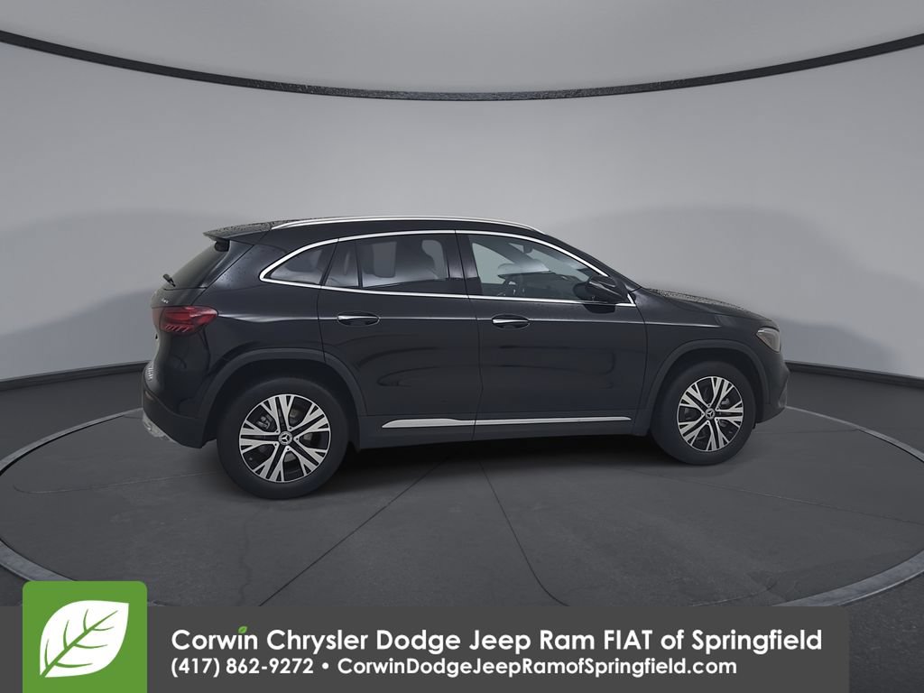 Used 2025 Mercedes-Benz GLA 250 4MATIC image 16