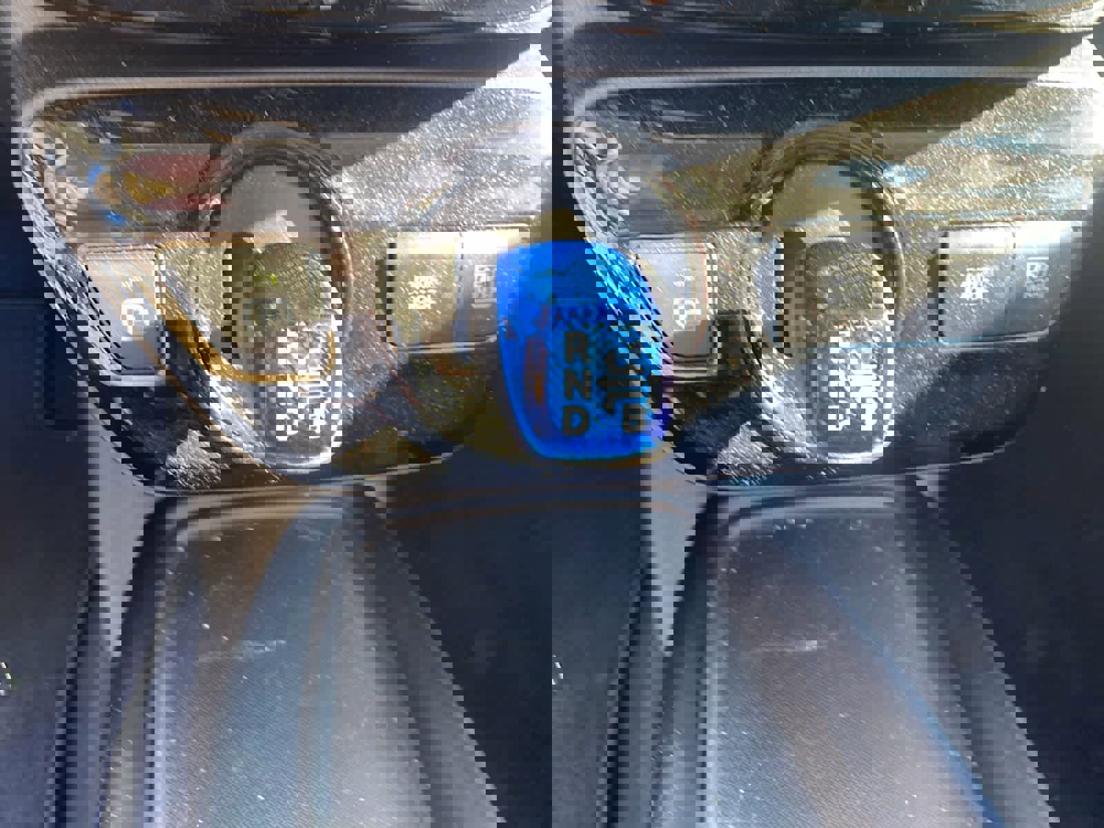 Certified 2021 Toyota Prius LE w/ Carpet Mat Package (TMS) image 18