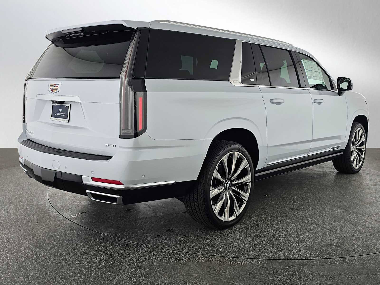 New 2026 Cadillac Escalade ESV Luxury w/ Touring Package image 3