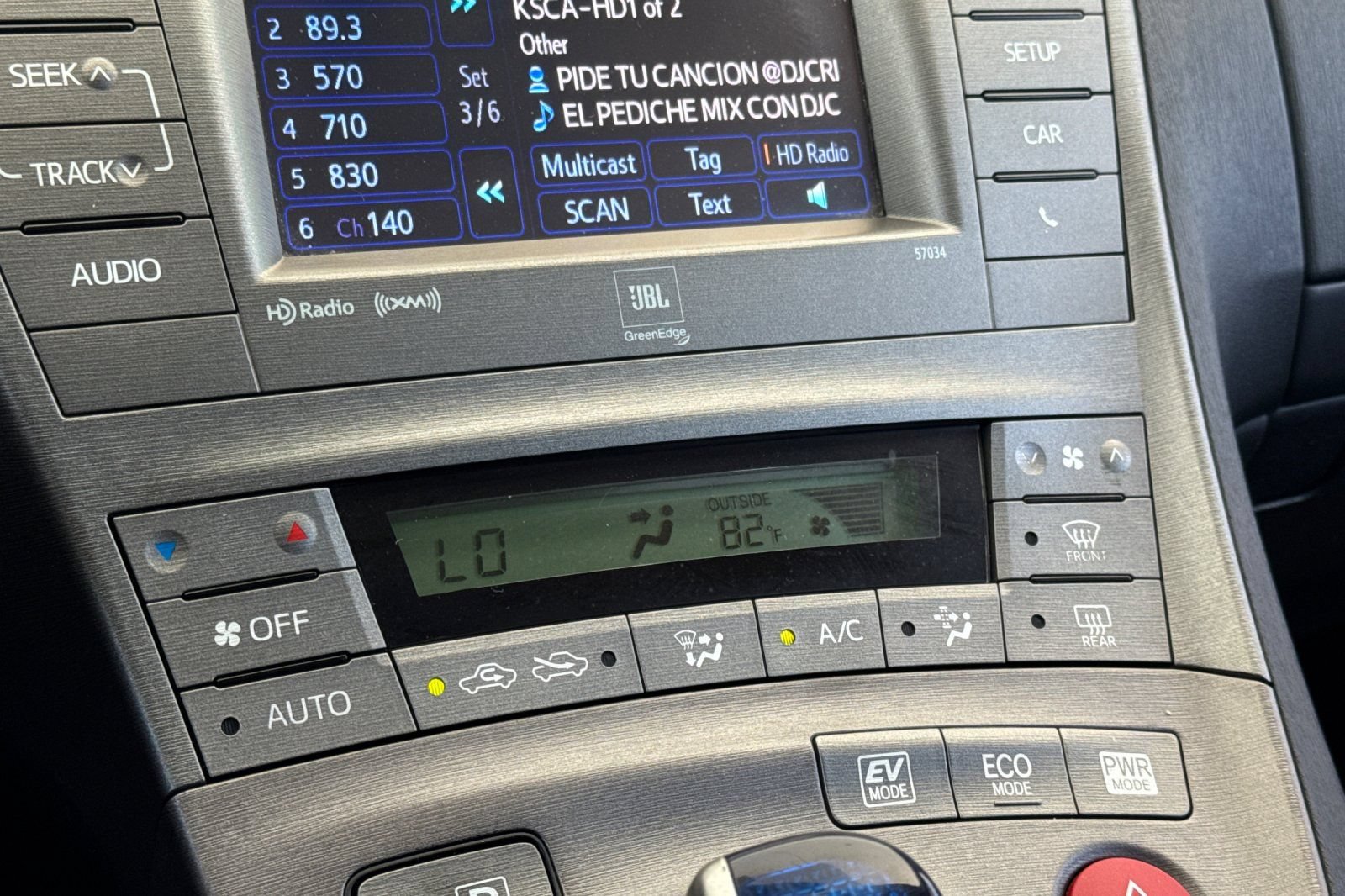 Used 2013 Toyota Prius Five FWD image 25