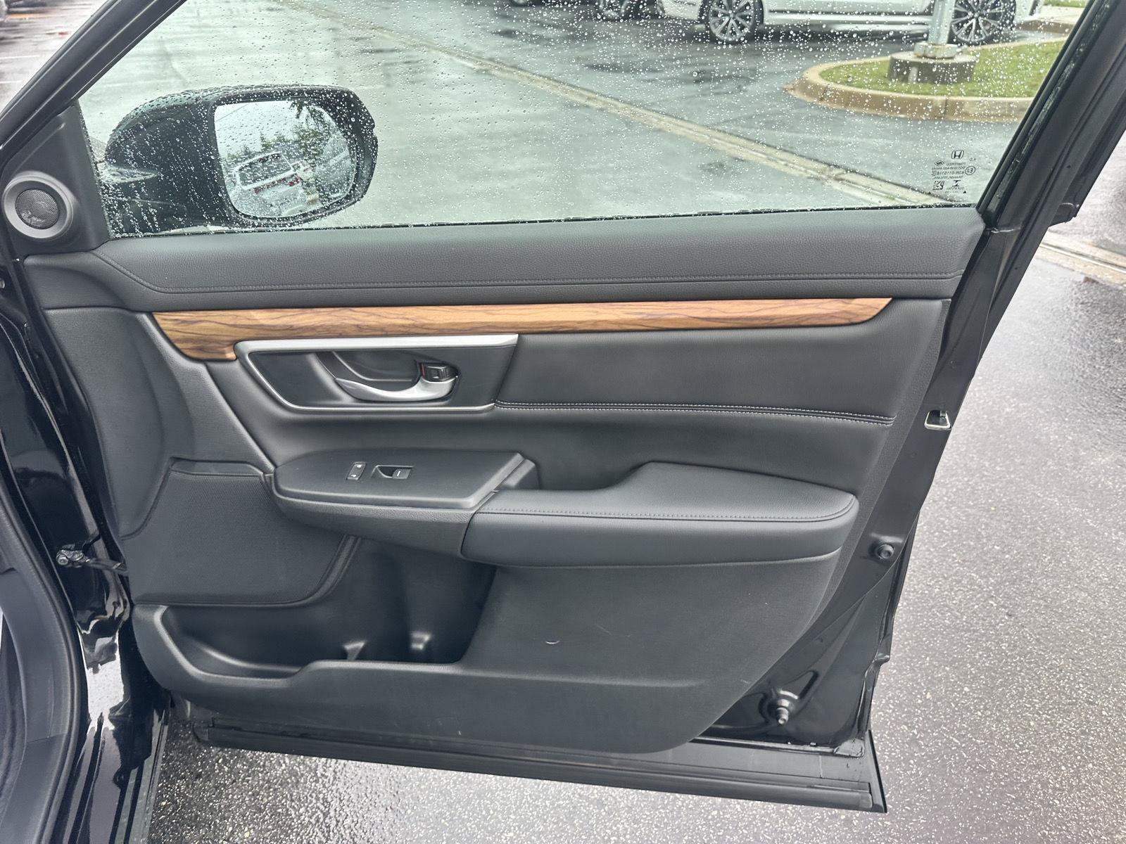 Used 2020 Honda CR-V EX-L image 11