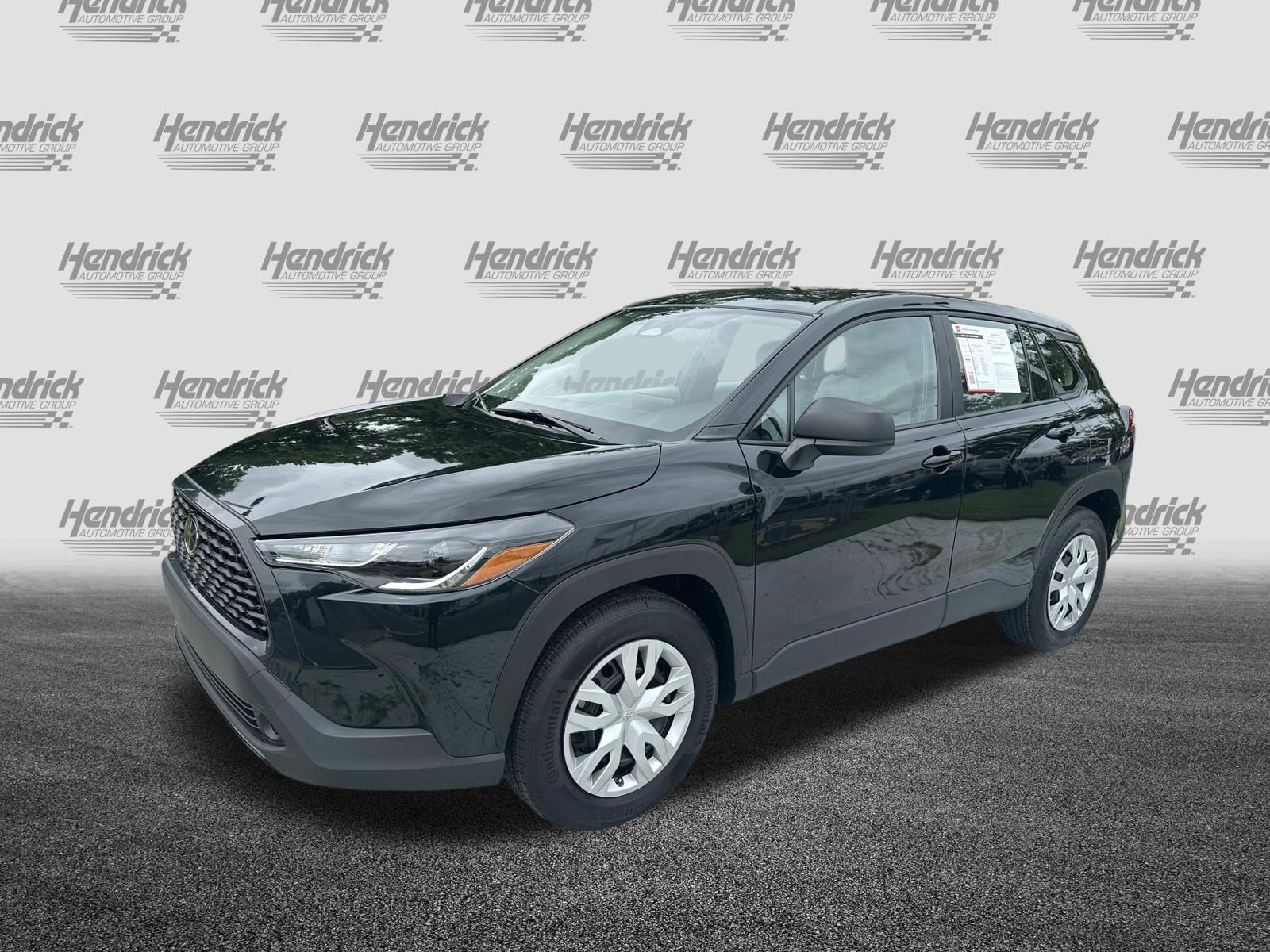 Certified 2025 Toyota Corolla Cross L FWD image 5