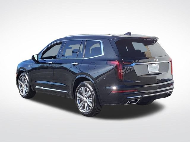 Certified 2023 Cadillac XT6 Premium Luxury w/ Technology Package FWD image 3