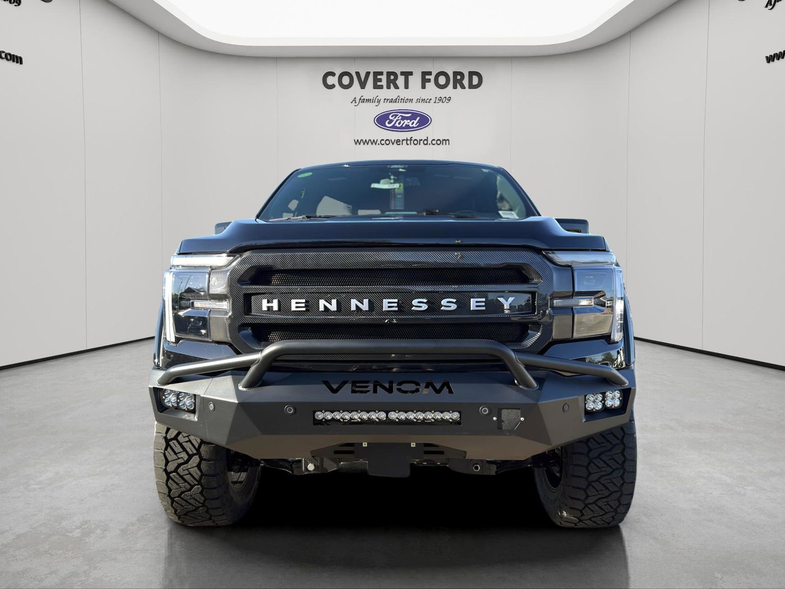 New 2026 Ford F150 Lariat w/ Equipment Group 502A High image 8