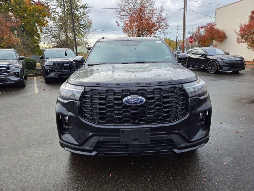 New 2026 Ford Explorer ST-Line AWD/4WD image 2