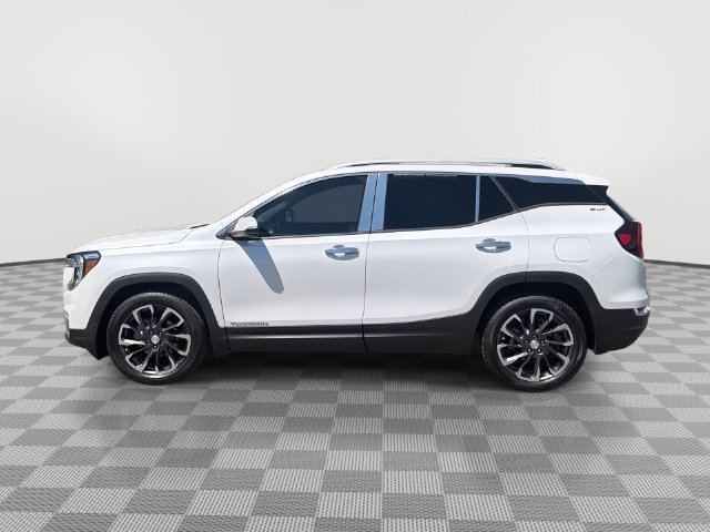 Certified 2022 GMC Terrain SLT w/ Infotainment Package II FWD image 7