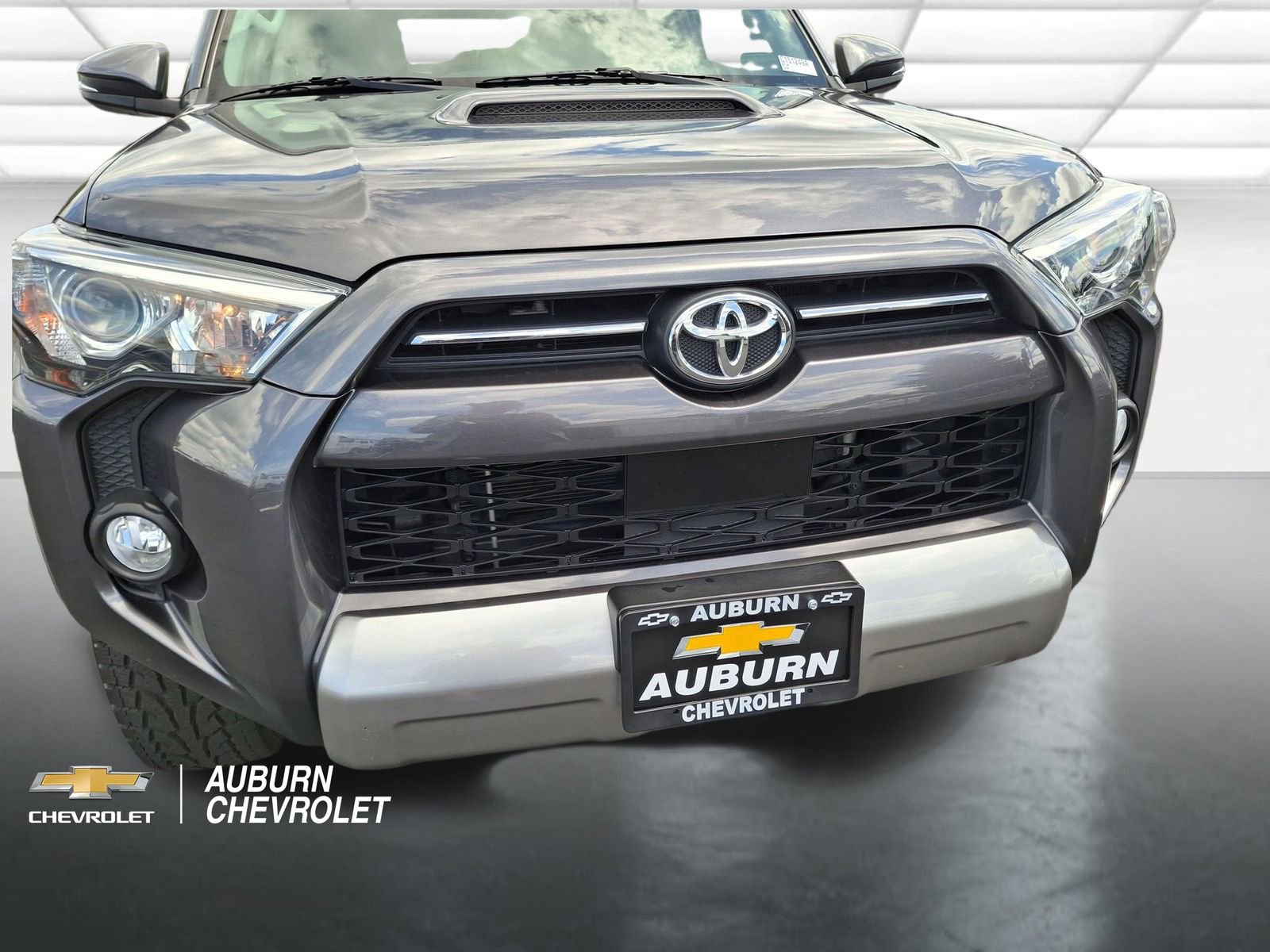 Used 2020 Toyota 4Runner TRD Off-Road Premium AWD/4WD image 24
