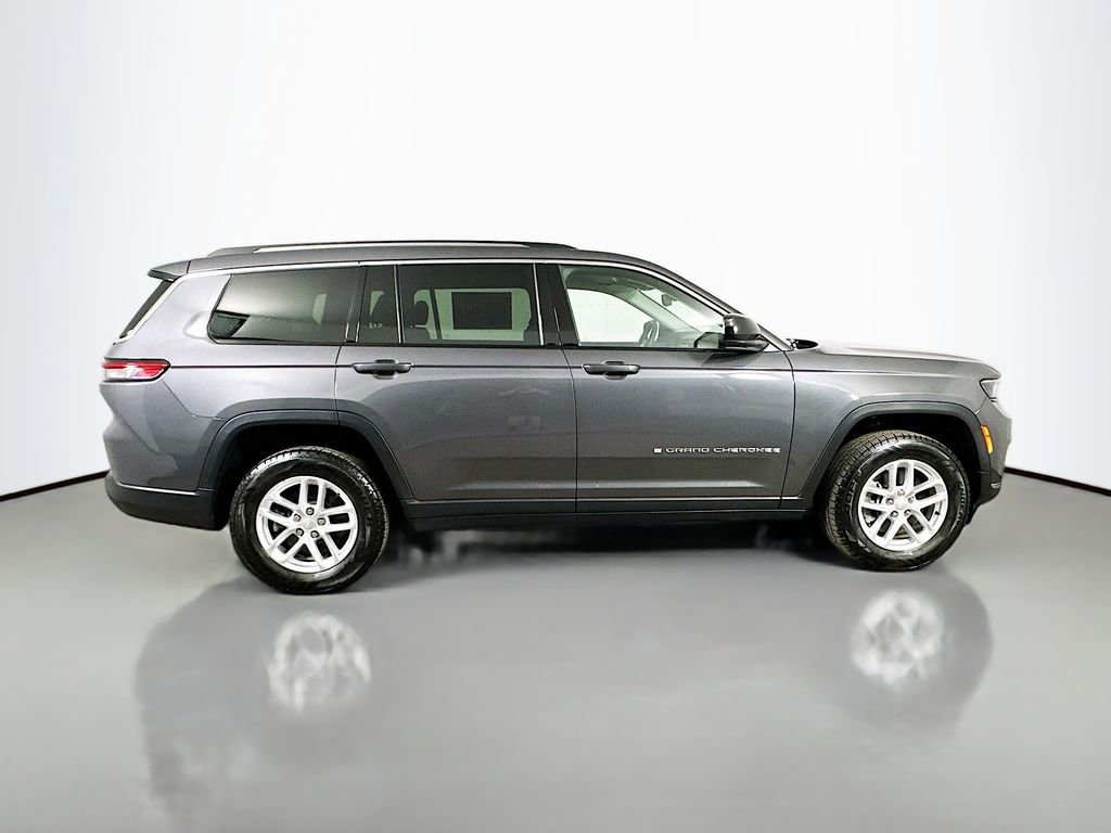 Used 2023 Jeep Grand Cherokee L Laredo w/ Luxury Tech Group I AWD/4WD image 7