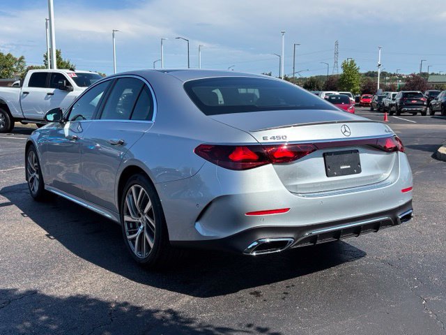 New 2027 Mercedes-Benz E 450 4MATIC Sedan image 9