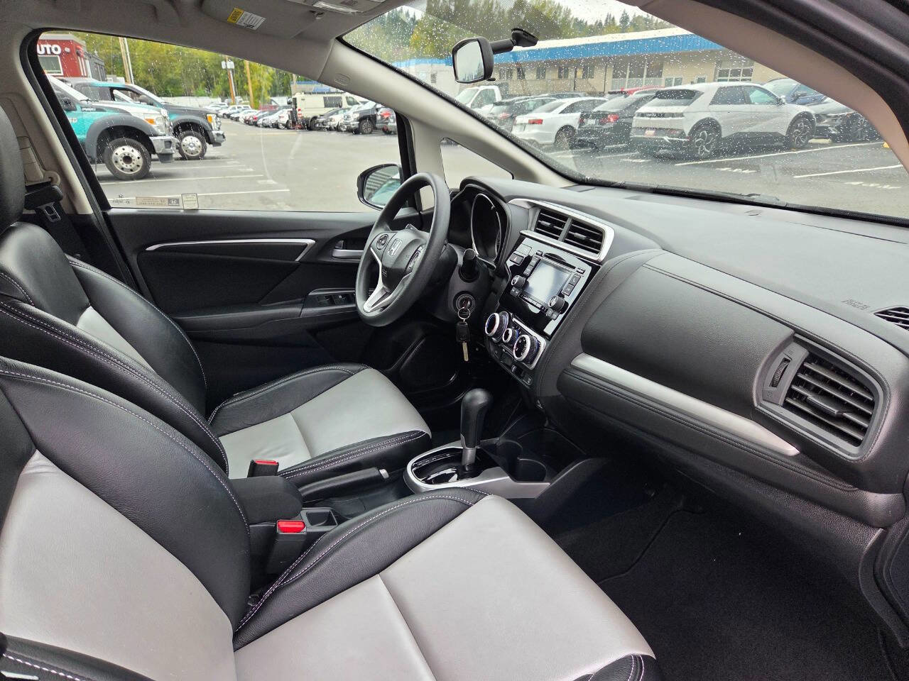 Used 2019 Honda Fit LX image 16