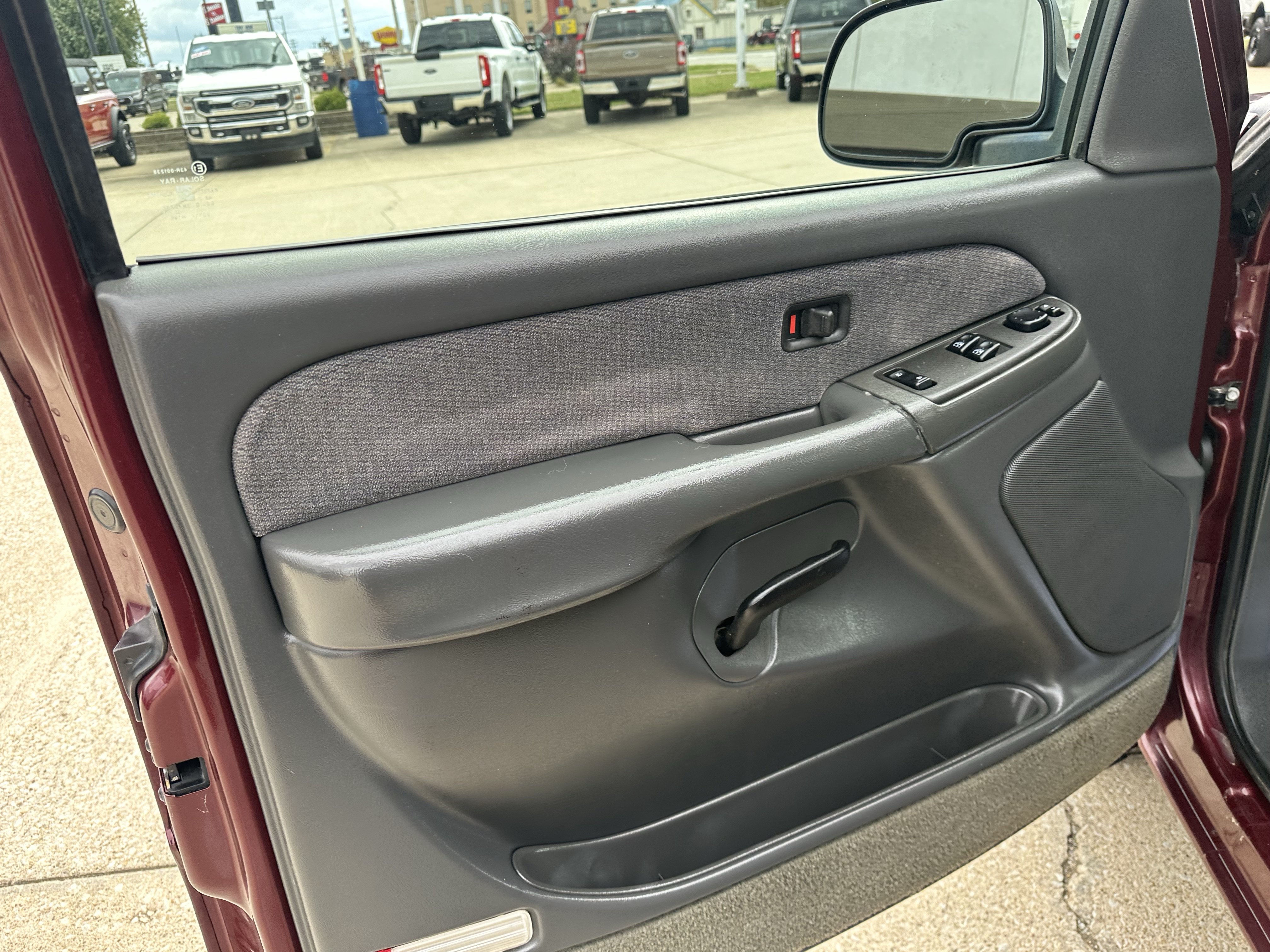 Used 2003 GMC Sierra 1500 SLE RWD image 9