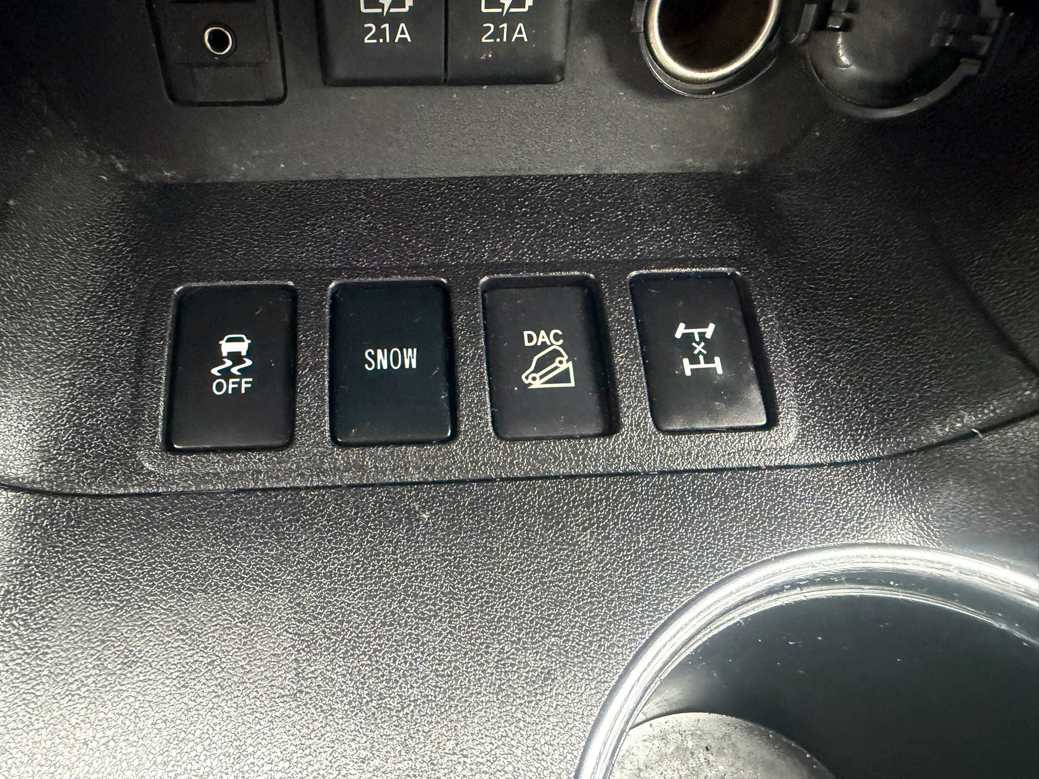 Used 2017 Toyota Highlander XLE w/ Carpet Mat Package AWD/4WD image 20