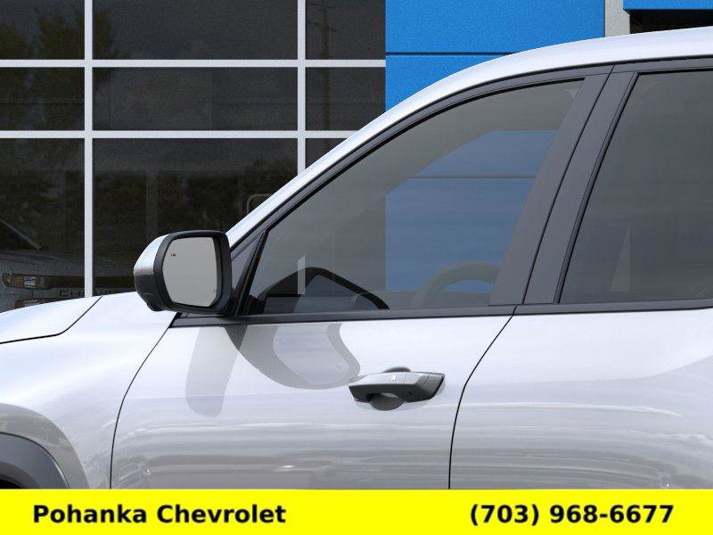Used 2025 Chevrolet Equinox LT w/ Safety and Technology Package image 12