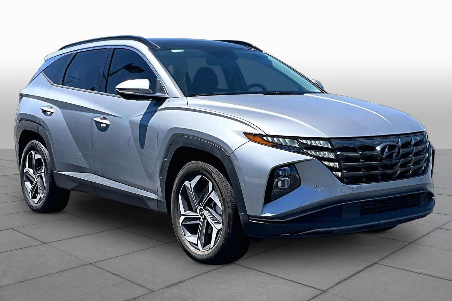 Used 2022 Hyundai Tucson Limited AWD/4WD image 2