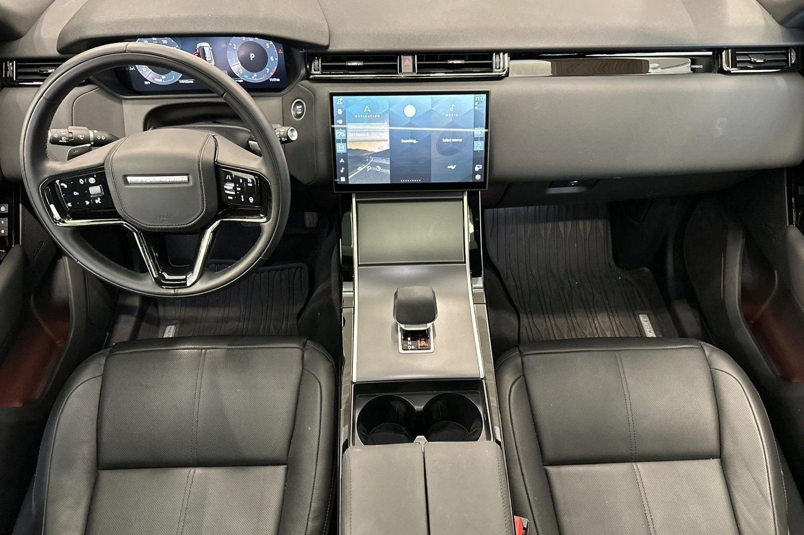 Certified 2026 Land Rover Range Rover Velar S AWD/4WD image 17