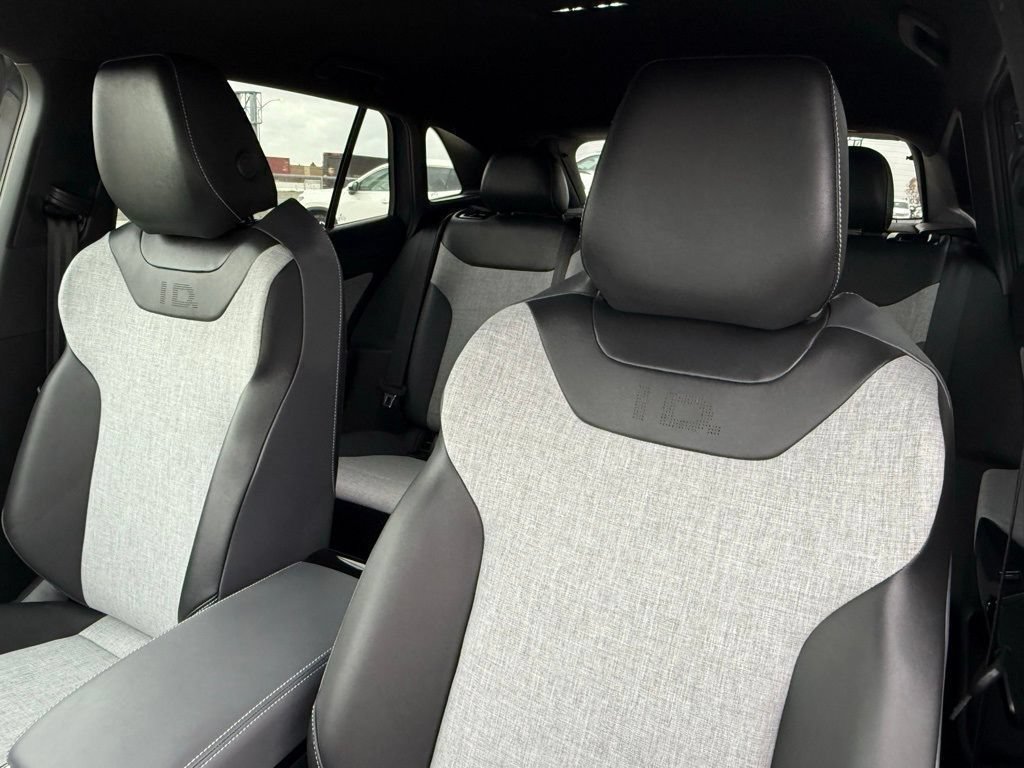 New 2026 Volkswagen ID.4 Pro RWD image 13