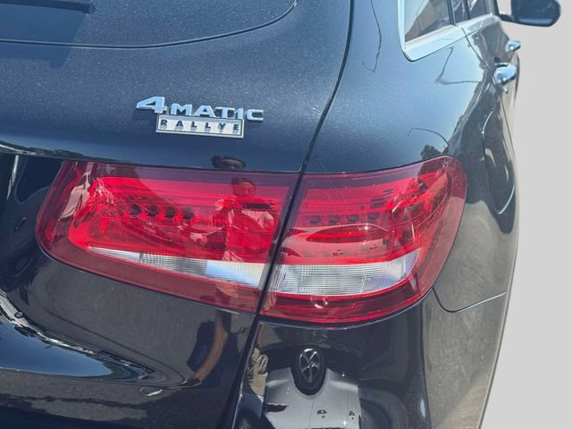 Used 2018 Mercedes-Benz GLC 300 4MATIC image 13