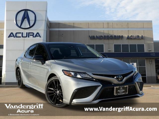 Used 2024 Toyota Camry XSE w/ Navigation Package FWD image 1
