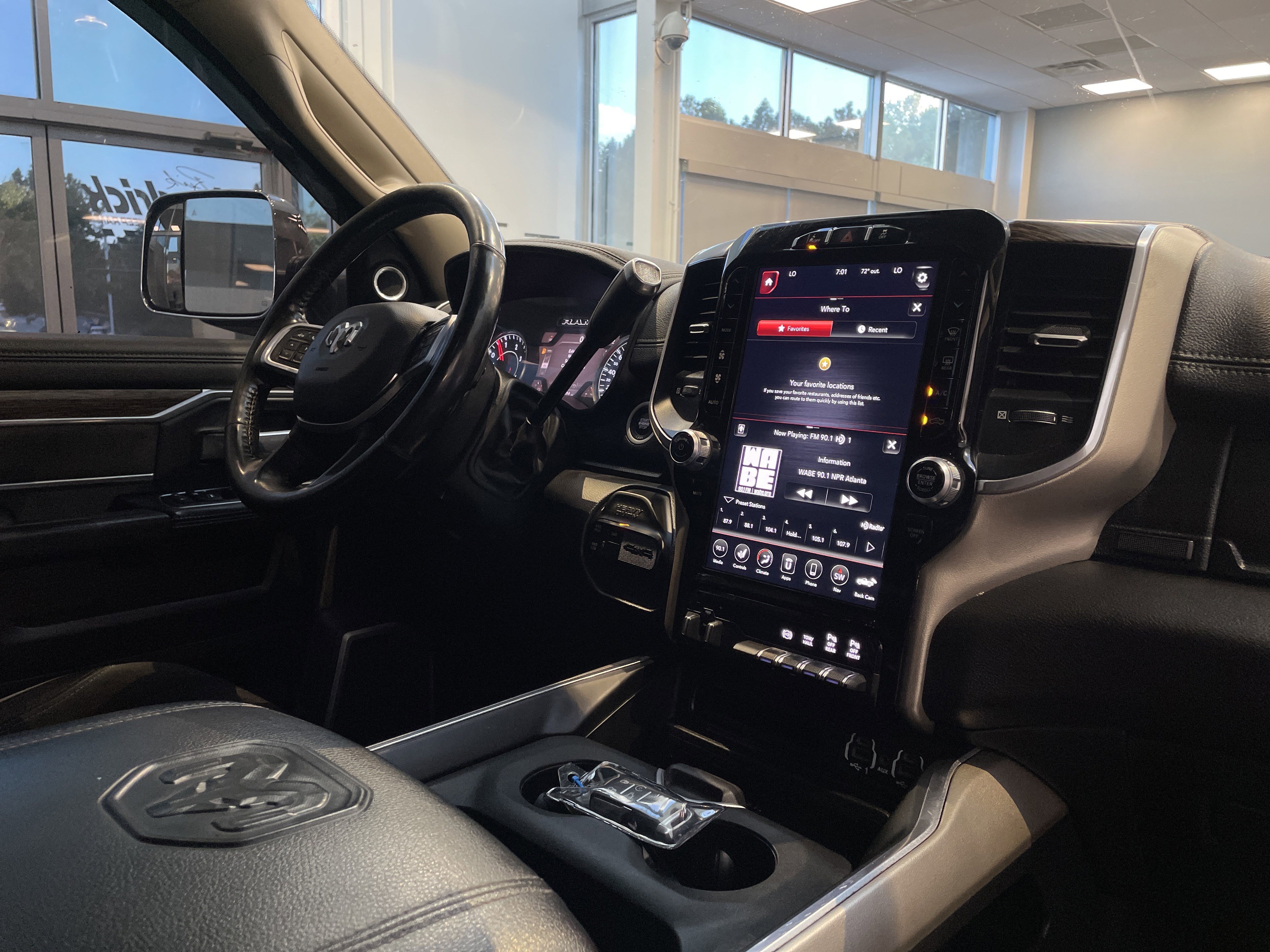 Used 2020 RAM 3500 Laramie image 32