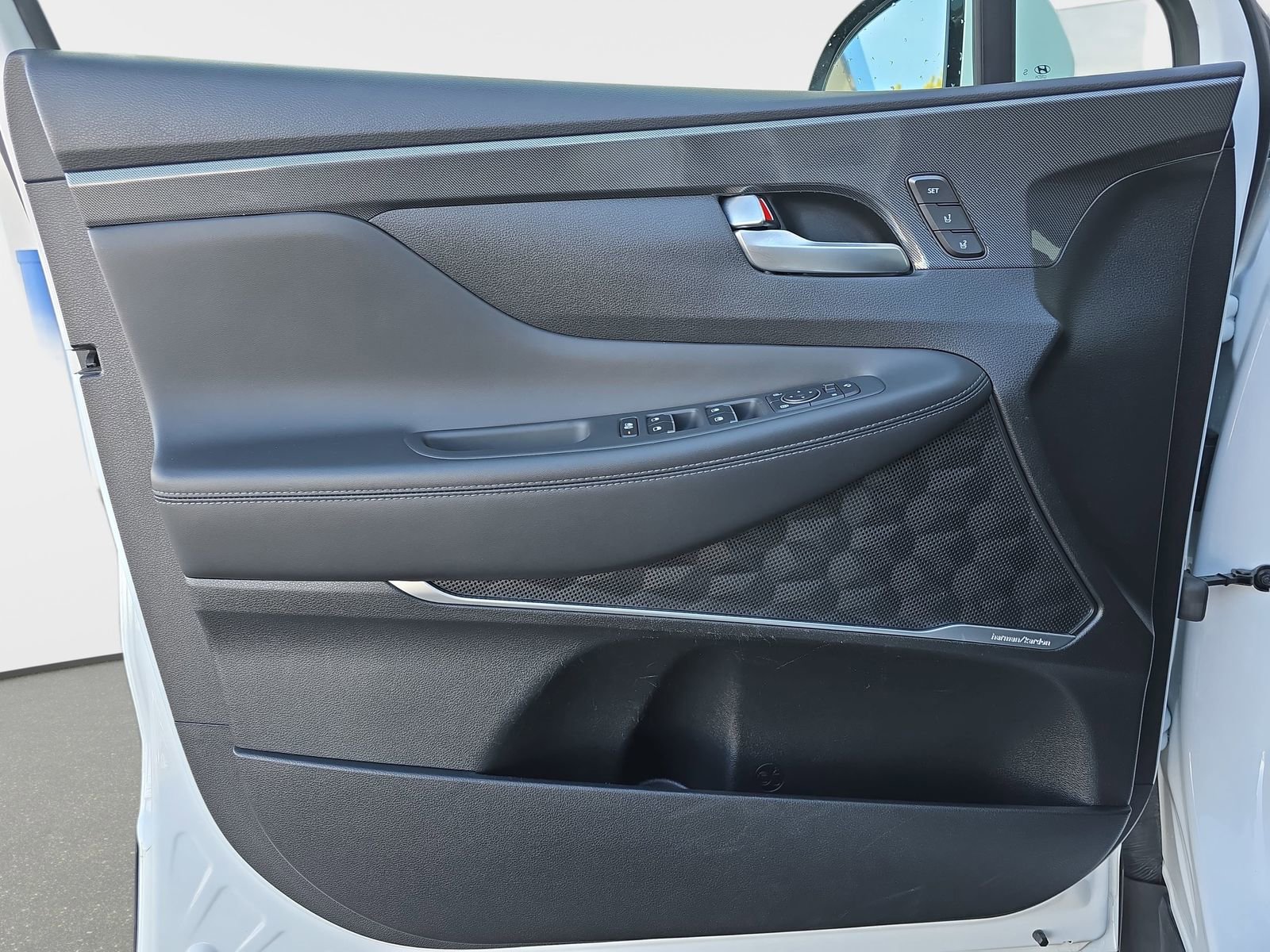 Used 2022 Hyundai Santa Fe Limited image 28