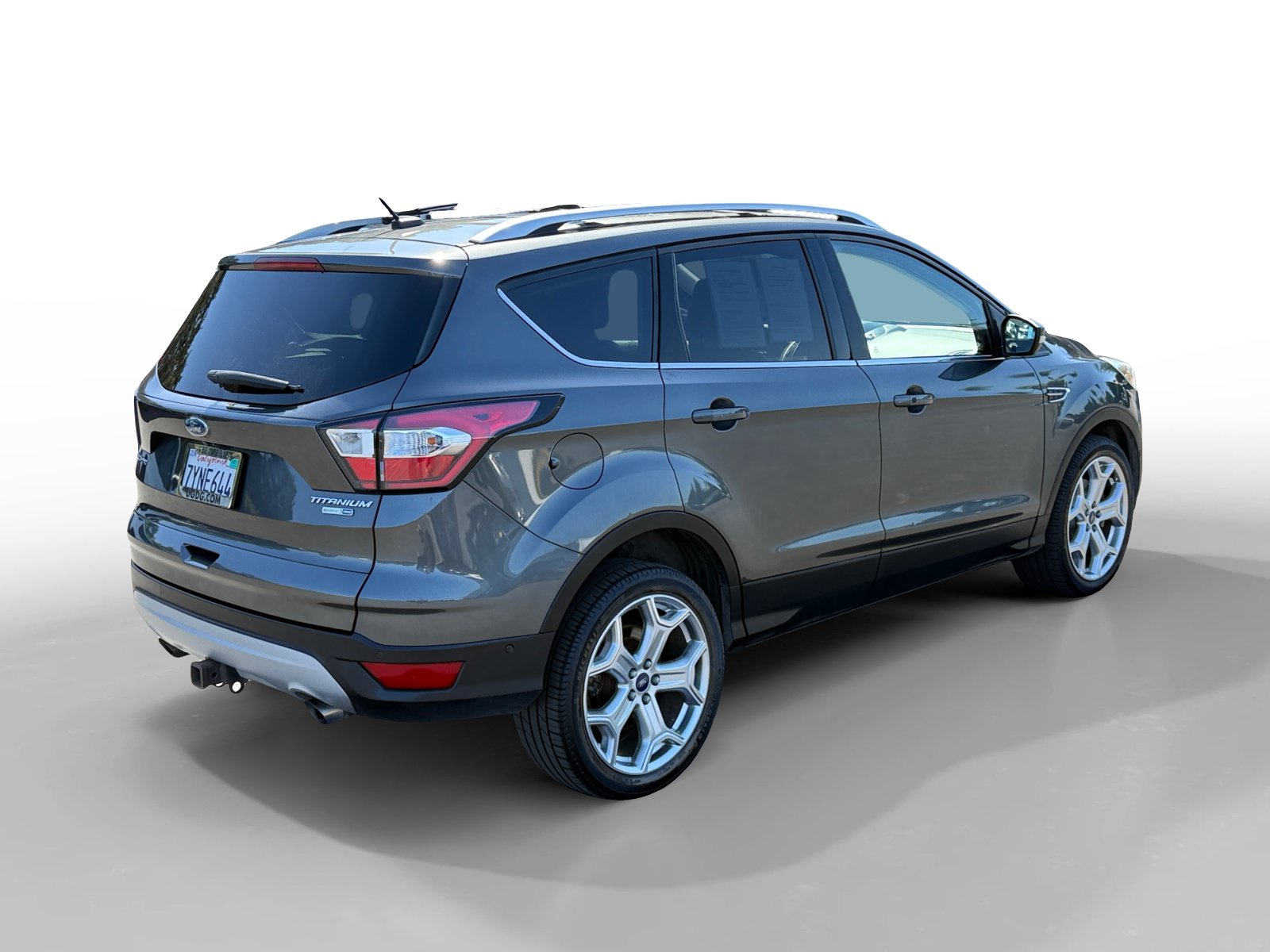 Used 2017 Ford Escape Titanium w/ Equipment Group 301A AWD/4WD image 5