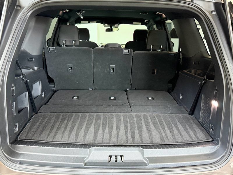 Used 2019 Ford Expedition XLT AWD/4WD image 14