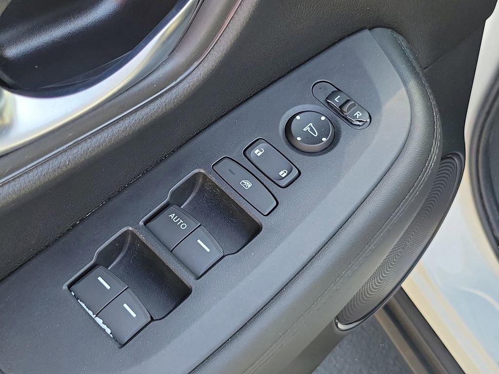 Certified 2023 Honda HR-V LX image 20