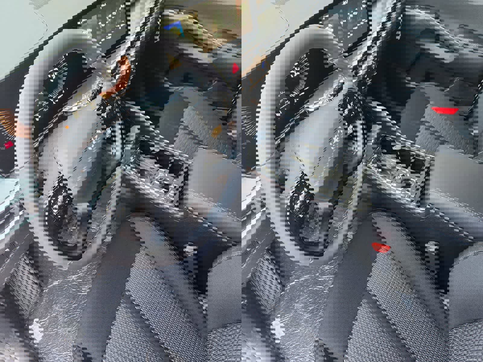 New 2026 Kia Sorento LX FWD image 2