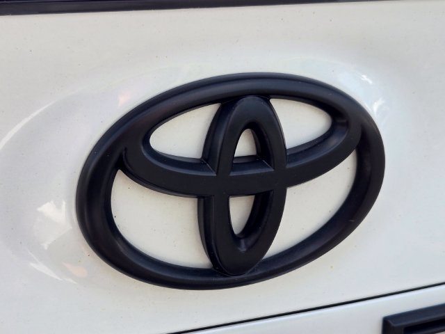 Used 2023 Toyota Camry XSE w/ Navigation Package FWD image 20