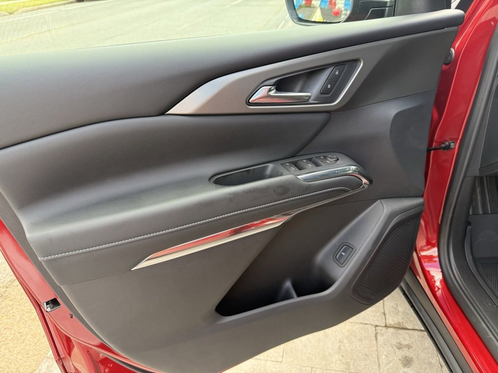 New 2026 Chevrolet Traverse LT w/ LPO, Floor Liner Package image 10