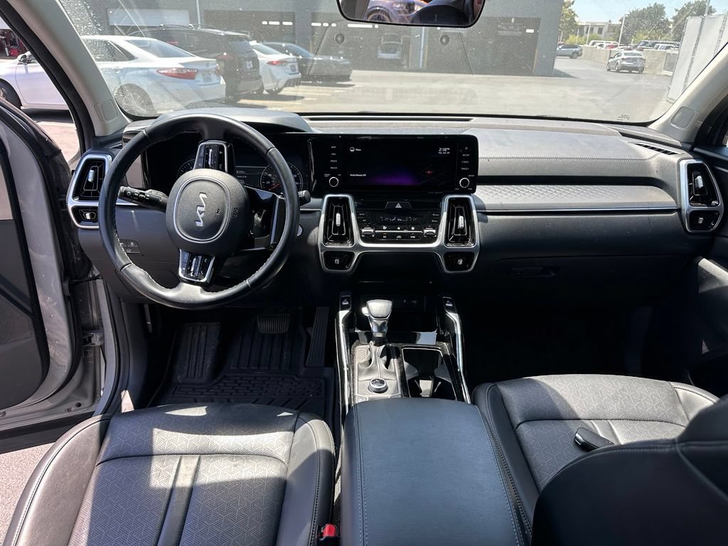 Used 2022 Kia Sorento SX AWD/4WD image 9