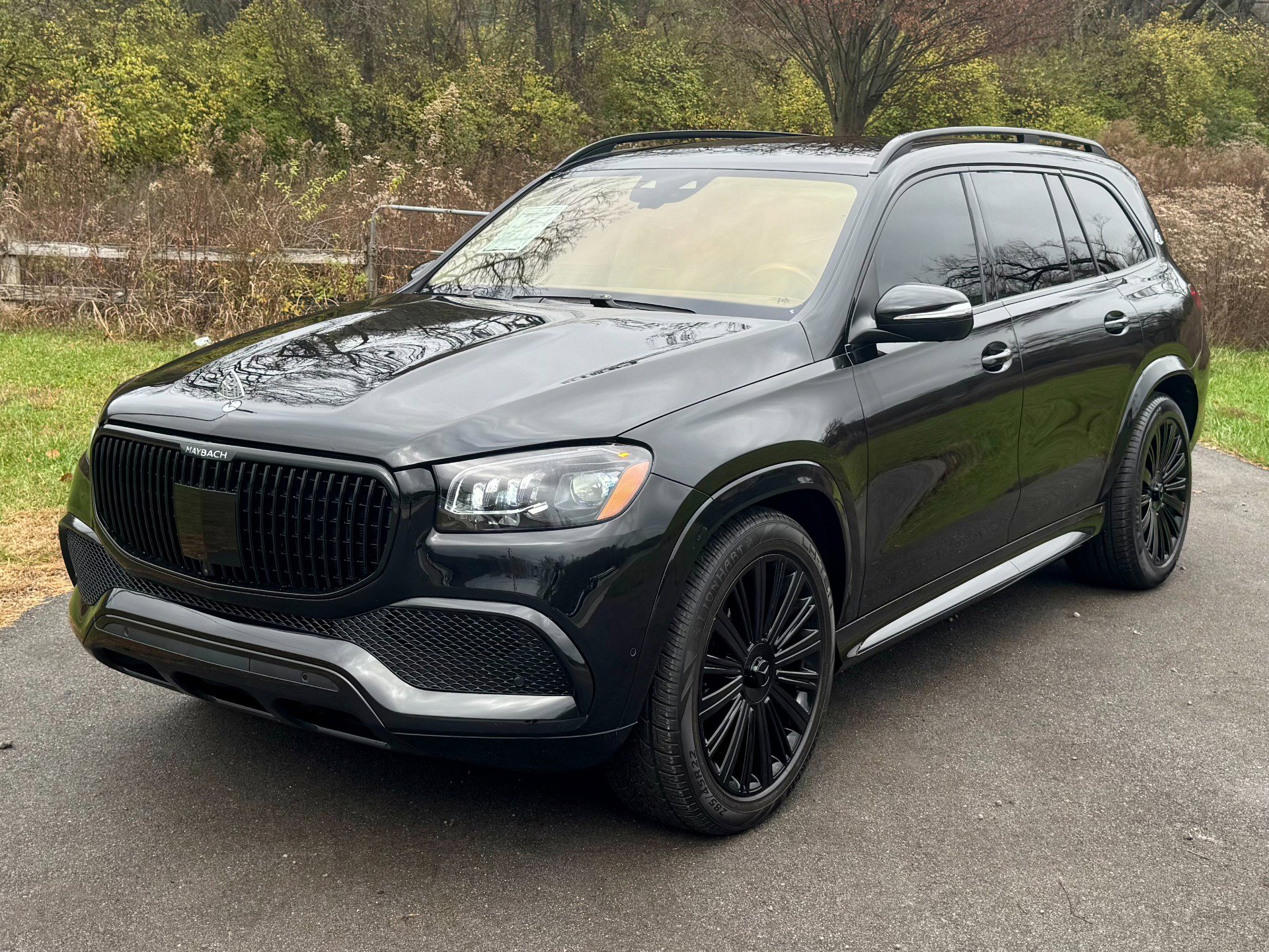 Used 2023 Mercedes-Benz Maybach GLS 600 4MATIC image 2