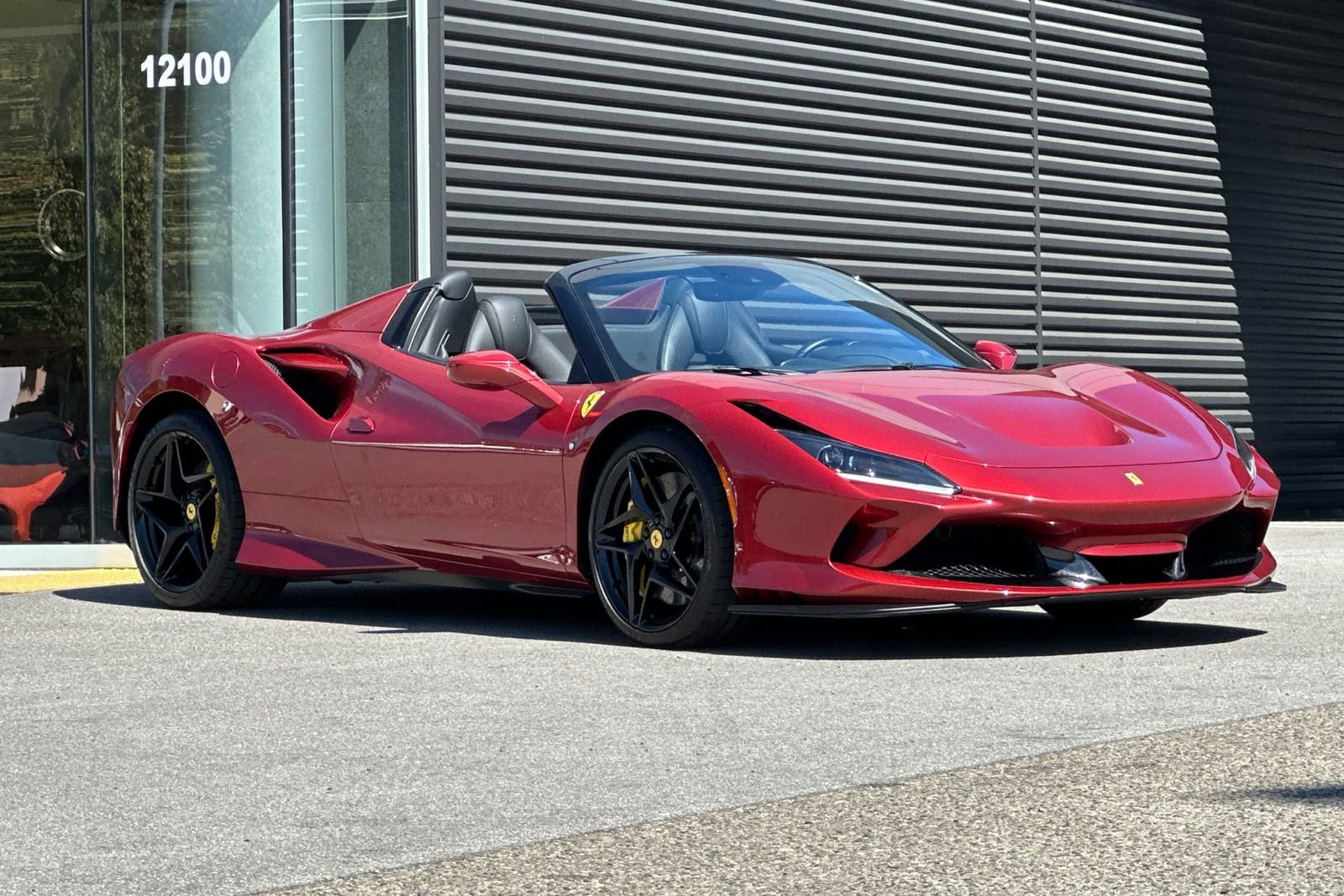 Used 2022 Ferrari F8 Tributo image 10