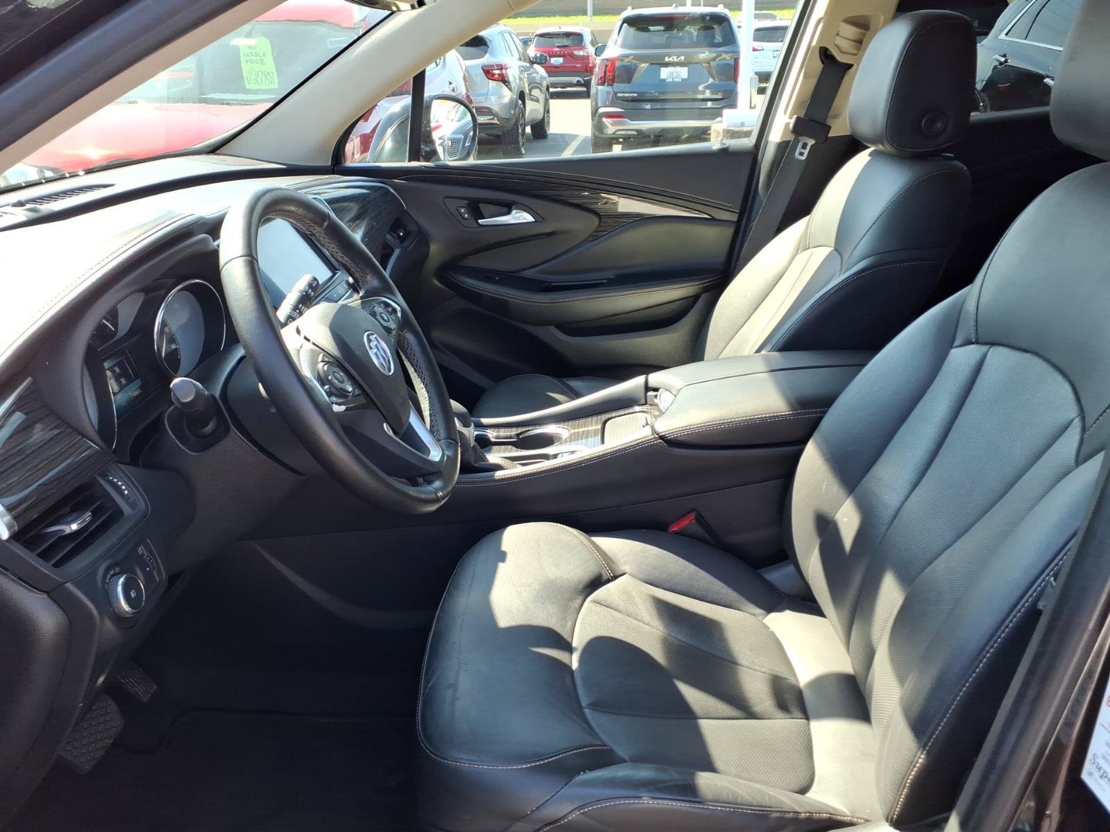 Used 2017 Buick Envision Essence AWD/4WD image 23
