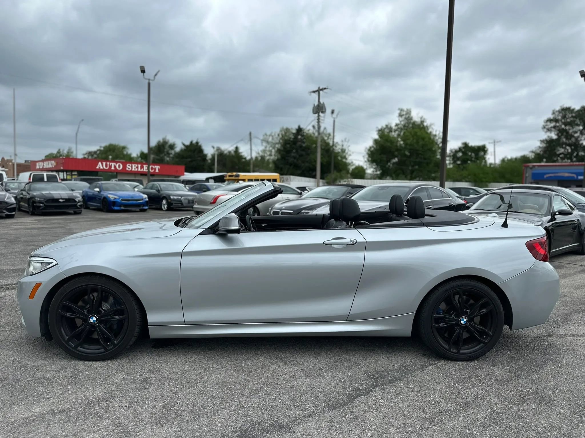 Used 2016 BMW M235i xDrive Convertible AWD/4WD image 16