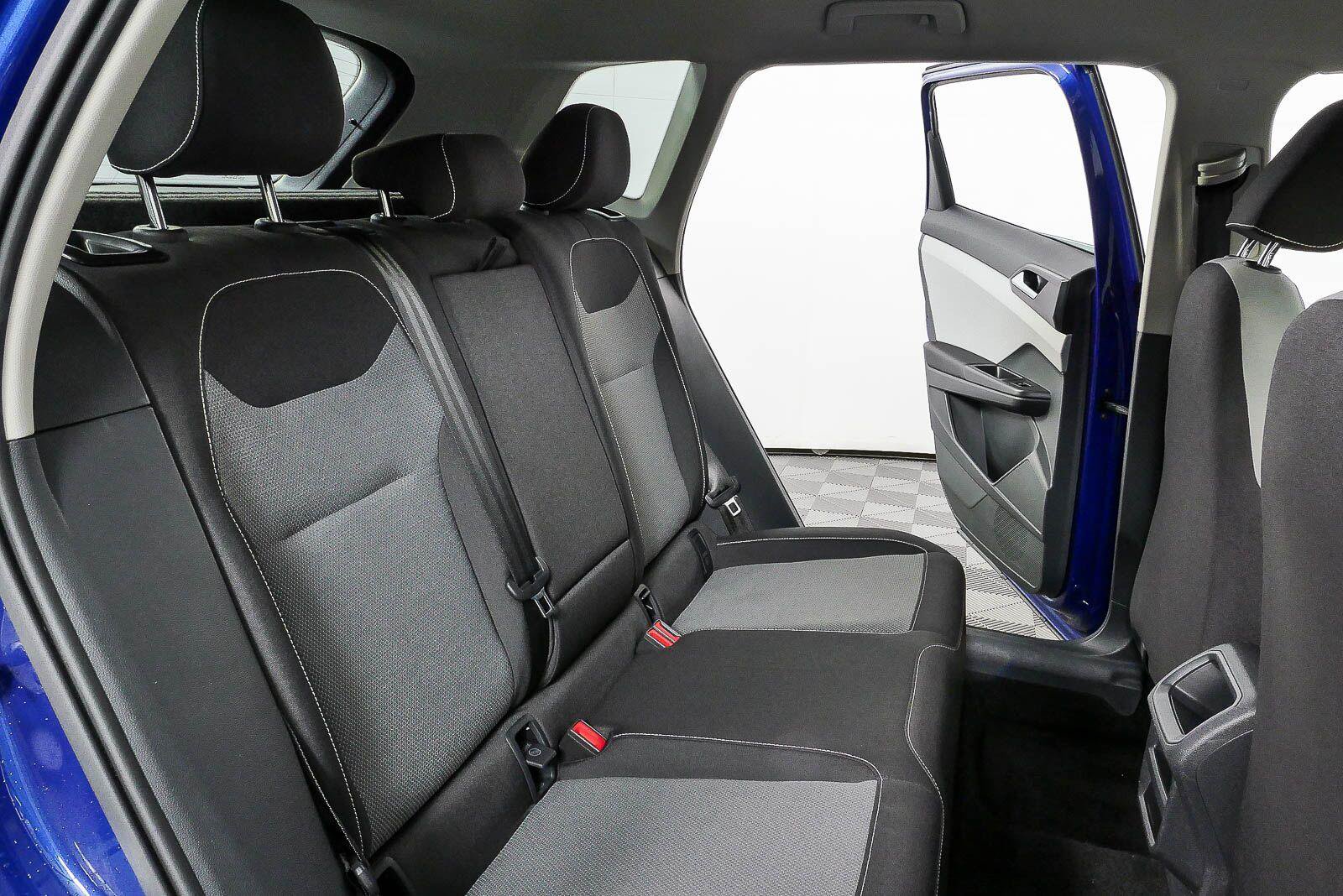 Certified 2023 Volkswagen Taos S FWD image 18