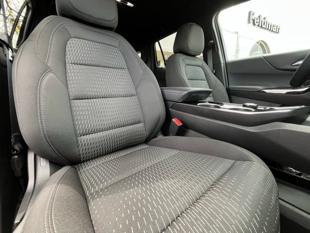 Used 2026 Chevrolet Equinox LT AWD/4WD image 27