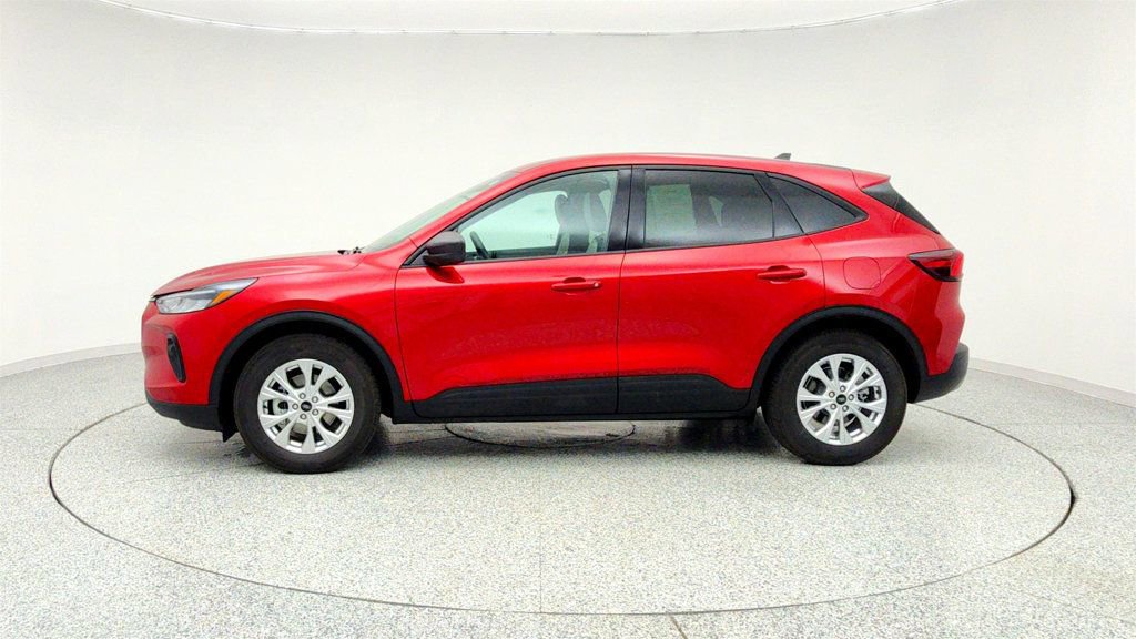 Used 2025 Ford Escape Active w/ Cold Weather Package image 8