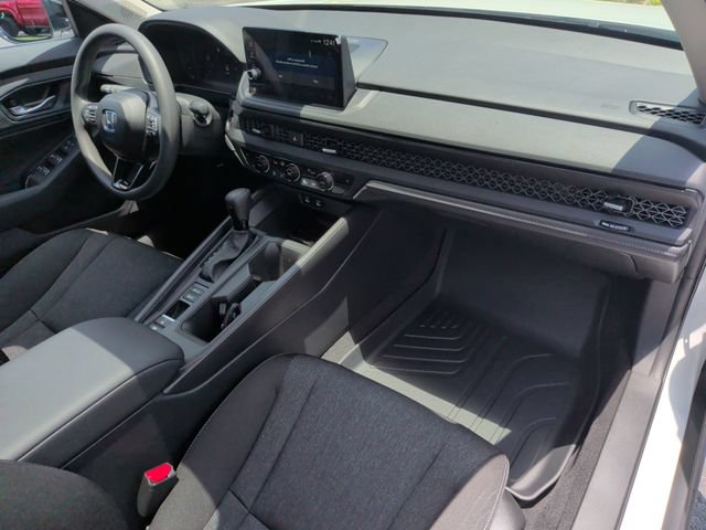 Used 2026 Honda Accord SE image 17