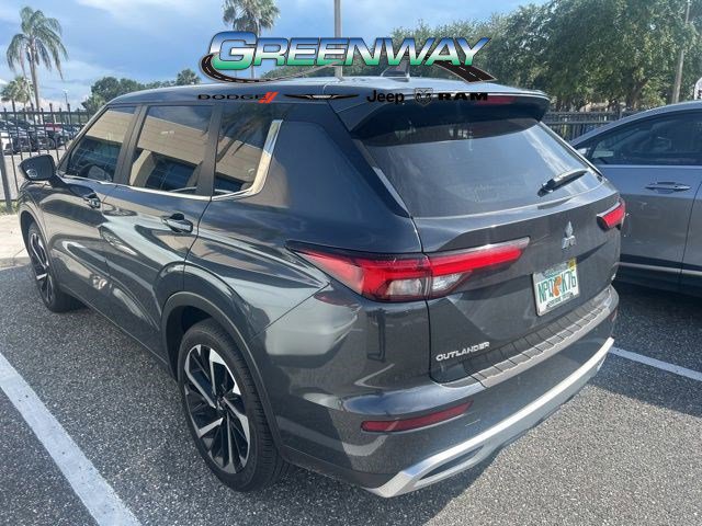 Used 2024 Mitsubishi Outlander SE AWD/4WD image 6