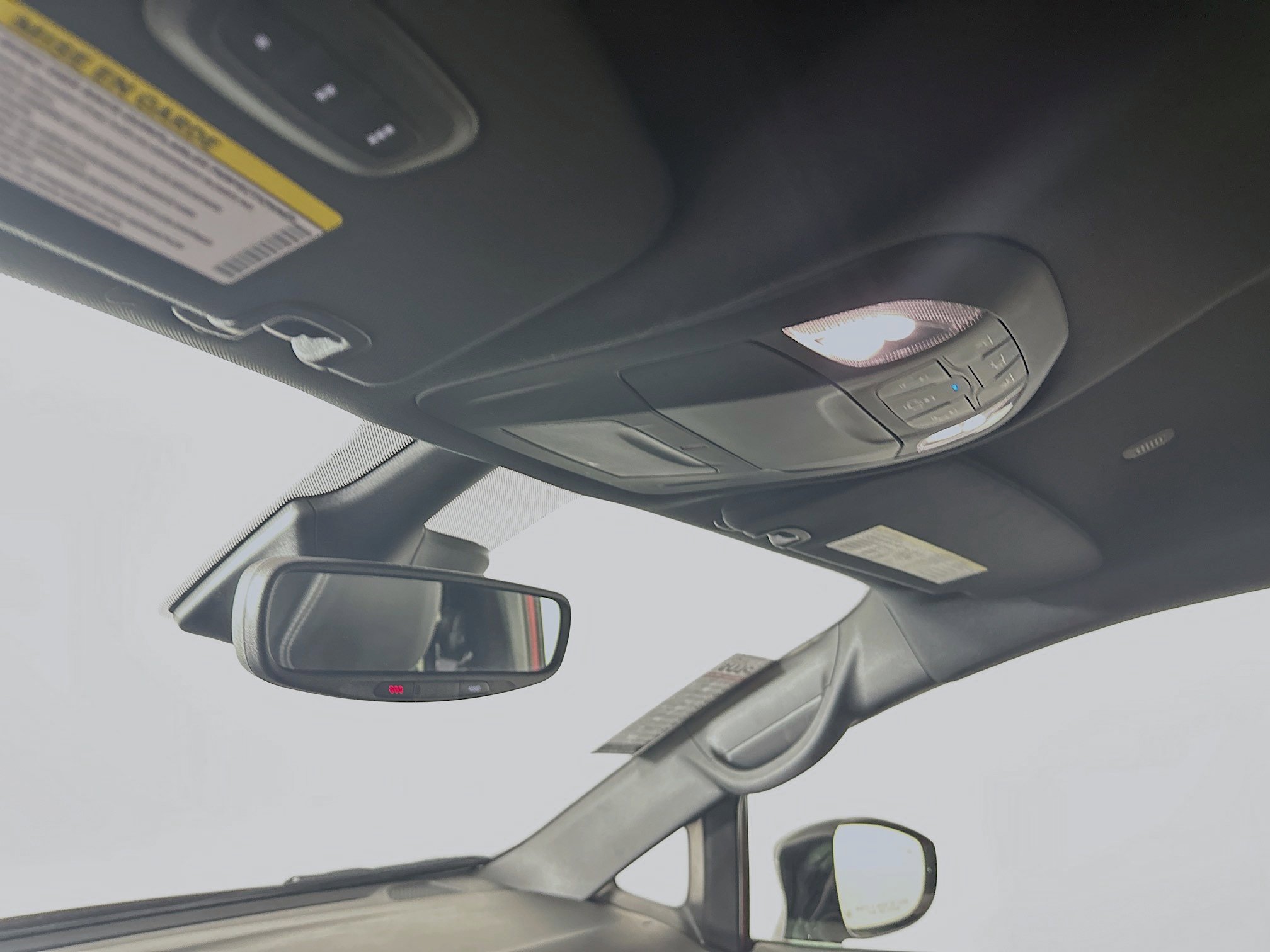 Used 2025 Chrysler Pacifica Select FWD image 18