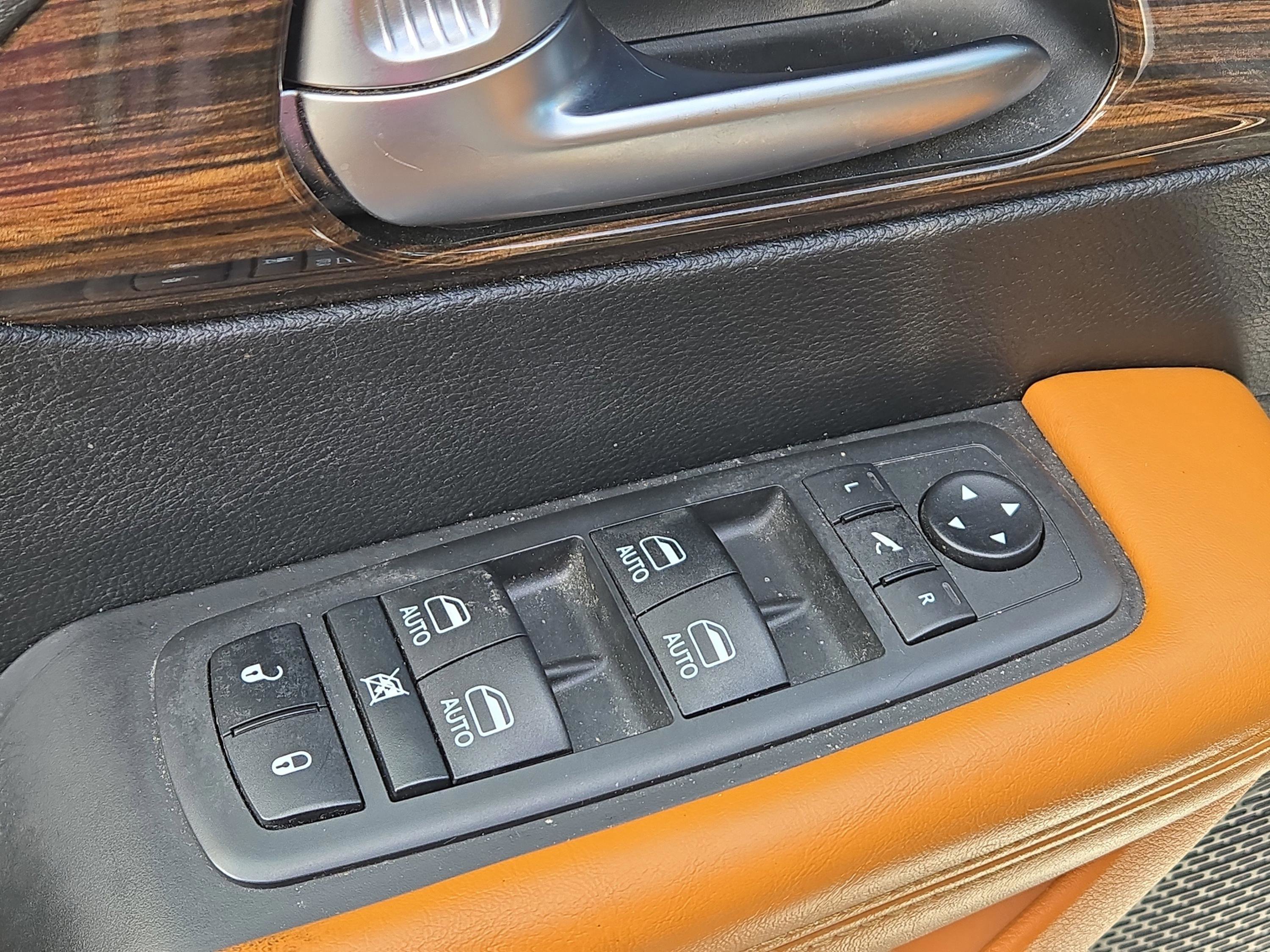 Used 2021 Chrysler Pacifica Pinnacle image 15