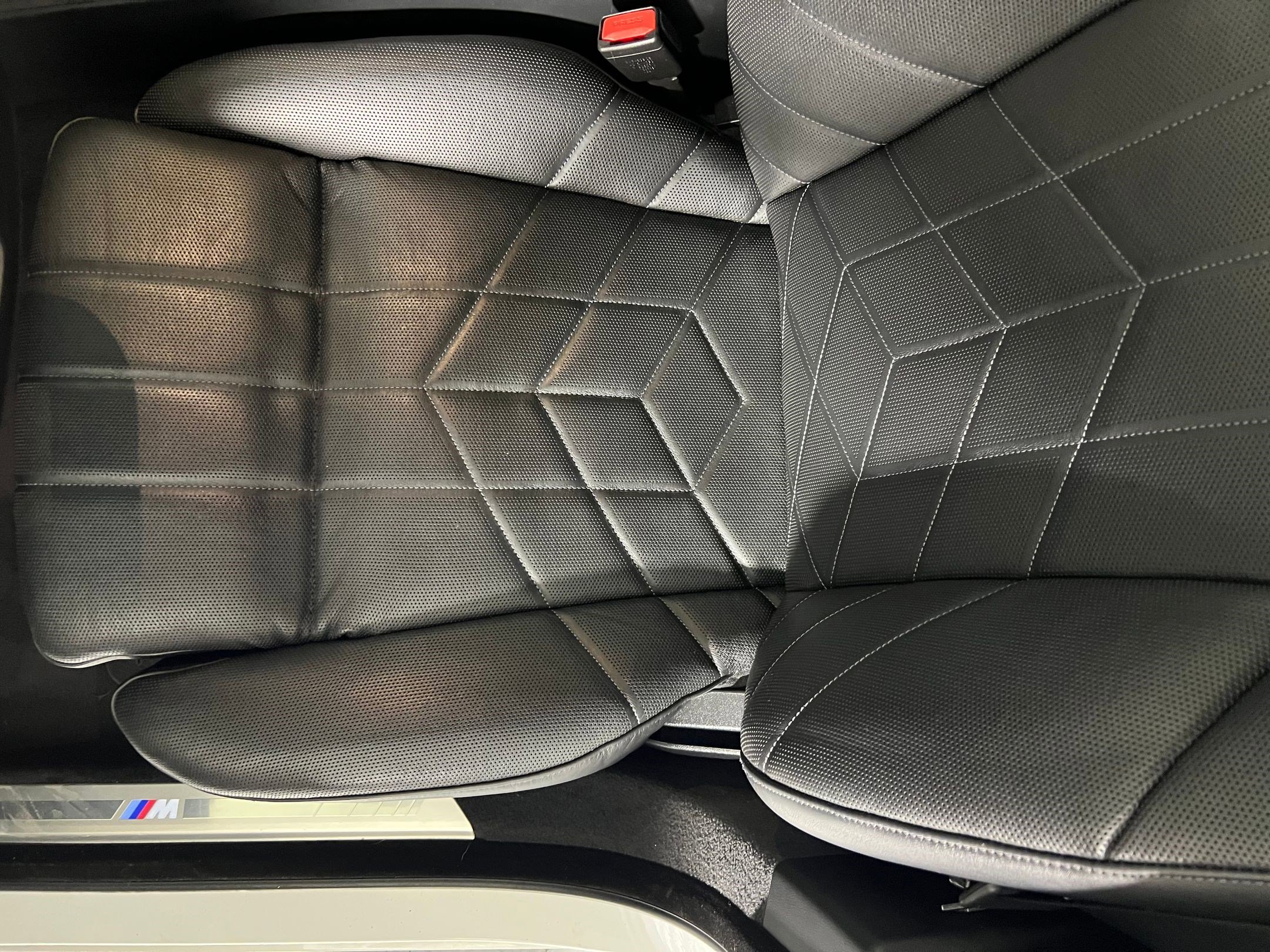 Used 2024 BMW 740i xDrive image 25